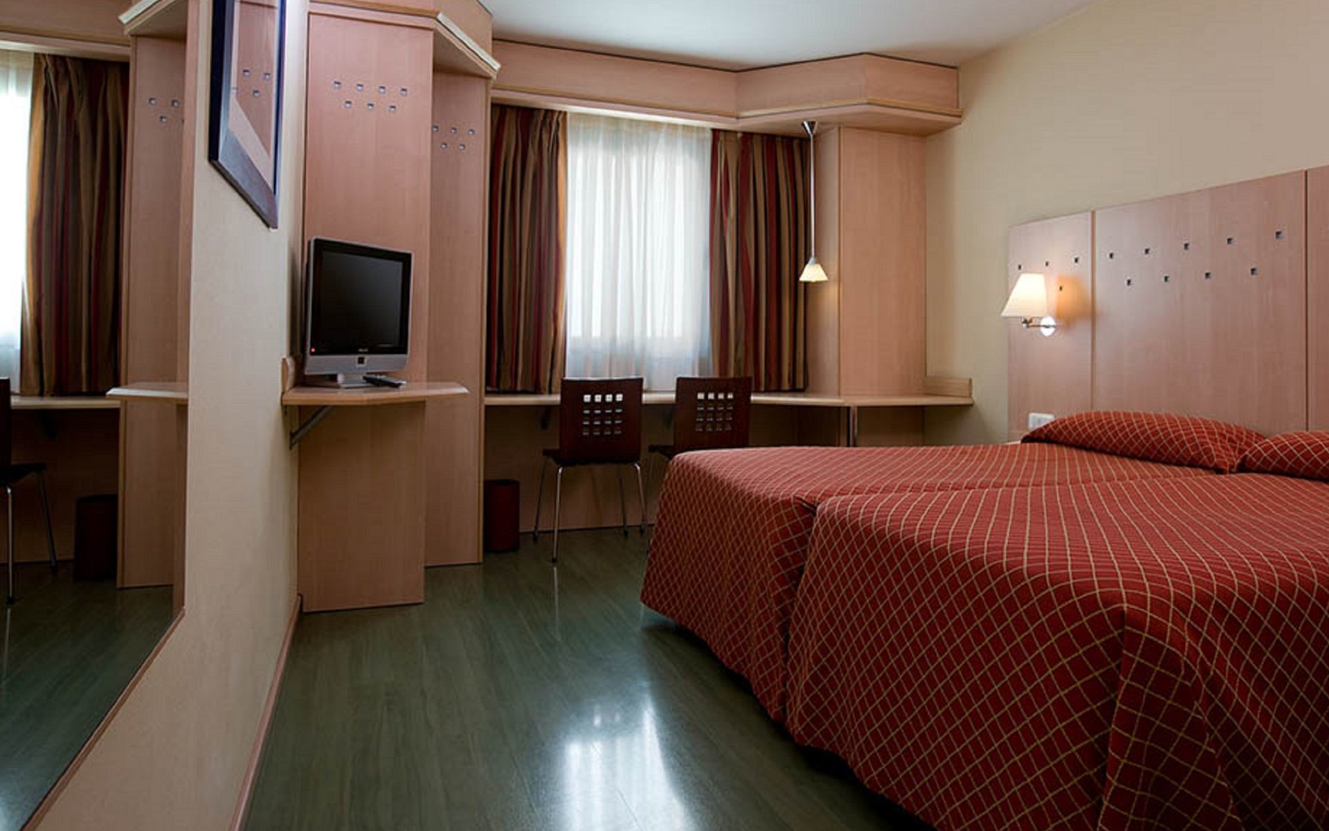 Nh Barajas Airport Hotel Madrid Room photo